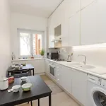 アパート Vatican Luxury Flat 3 With Kitchen