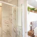 Vatican Luxury Flat 3 With Kitchen アパート ローマ