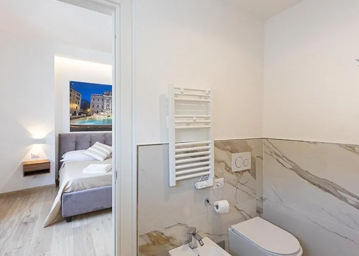 Vatican Luxury Flat 3 With Kitchen