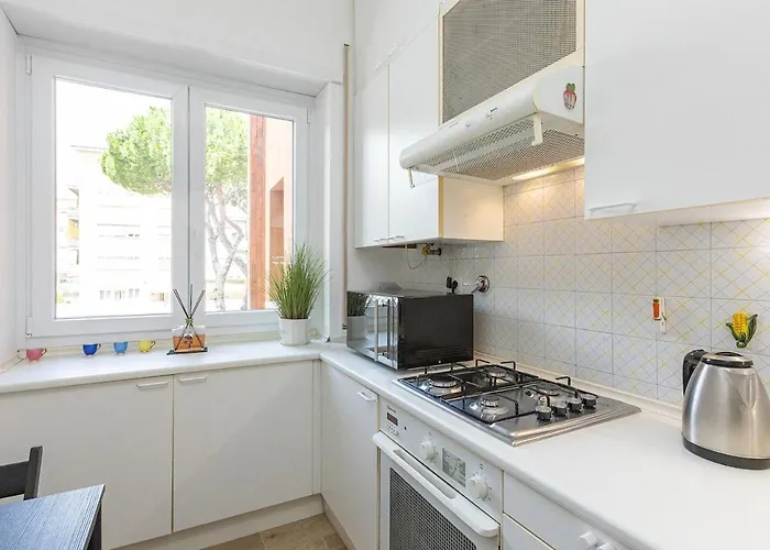 Vatican Luxury Flat 3 With Kitchen Roma