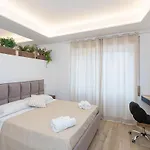 Vatican Luxury Flat 3 With Kitchen Apartment