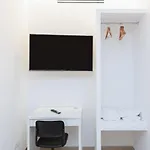 Apartment Vatican Luxury Flat 3 With Kitchen *