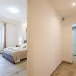 Vatican Luxury Flat 3 With Kitchen Apartment