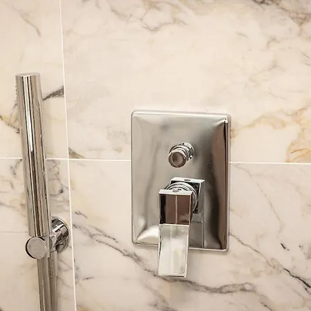 Vatican Luxury Flat 3 With Kitchen Апартаменты *