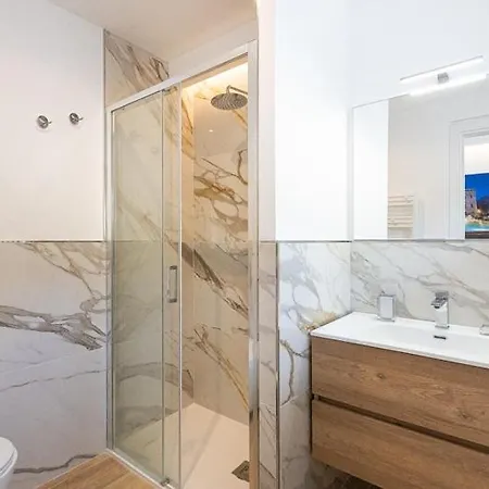 Vatican Luxury Flat 3 With Kitchen * Rom