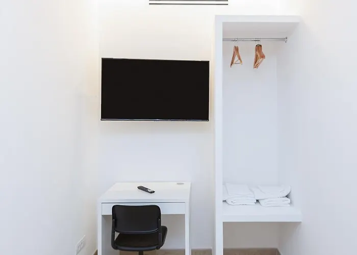 Апартаменты Vatican Luxury Flat 3 With Kitchen *